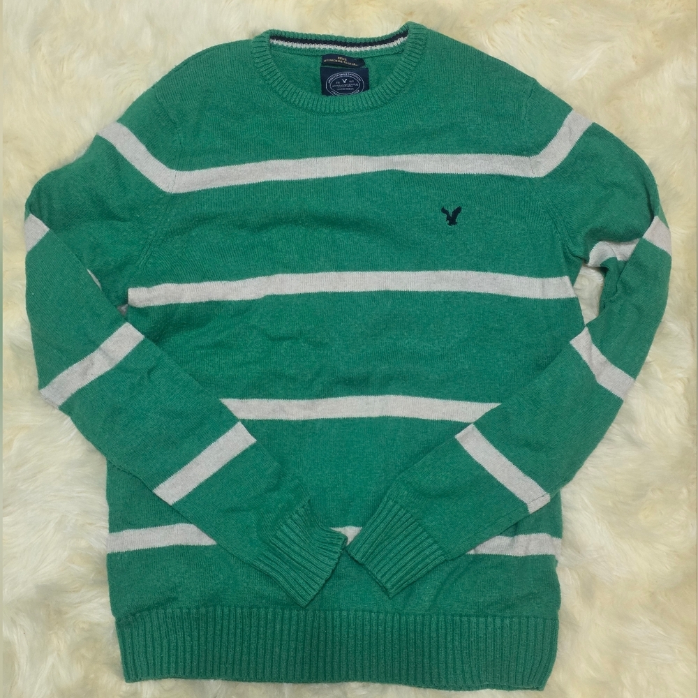 American Eagle Outfitters Green and White Crewneck Sweater Vintage Retro Large T